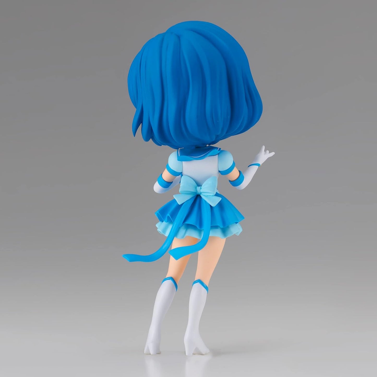 Banpresto Pretty Guardian Sailor Moon Cosmos Q Posket Sailor Mercury (Ver. A)