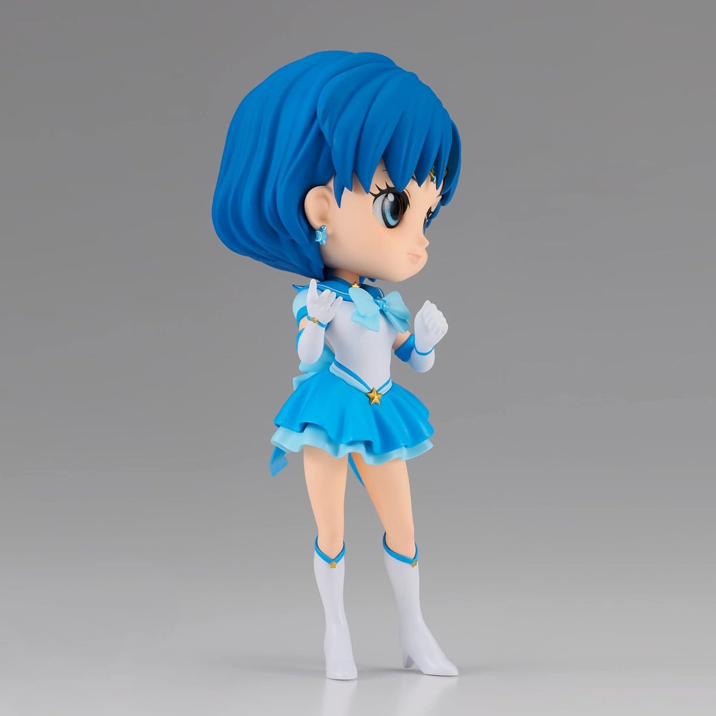 Banpresto Pretty Guardian Sailor Moon Cosmos Q Posket Sailor Mercury (Ver. A)