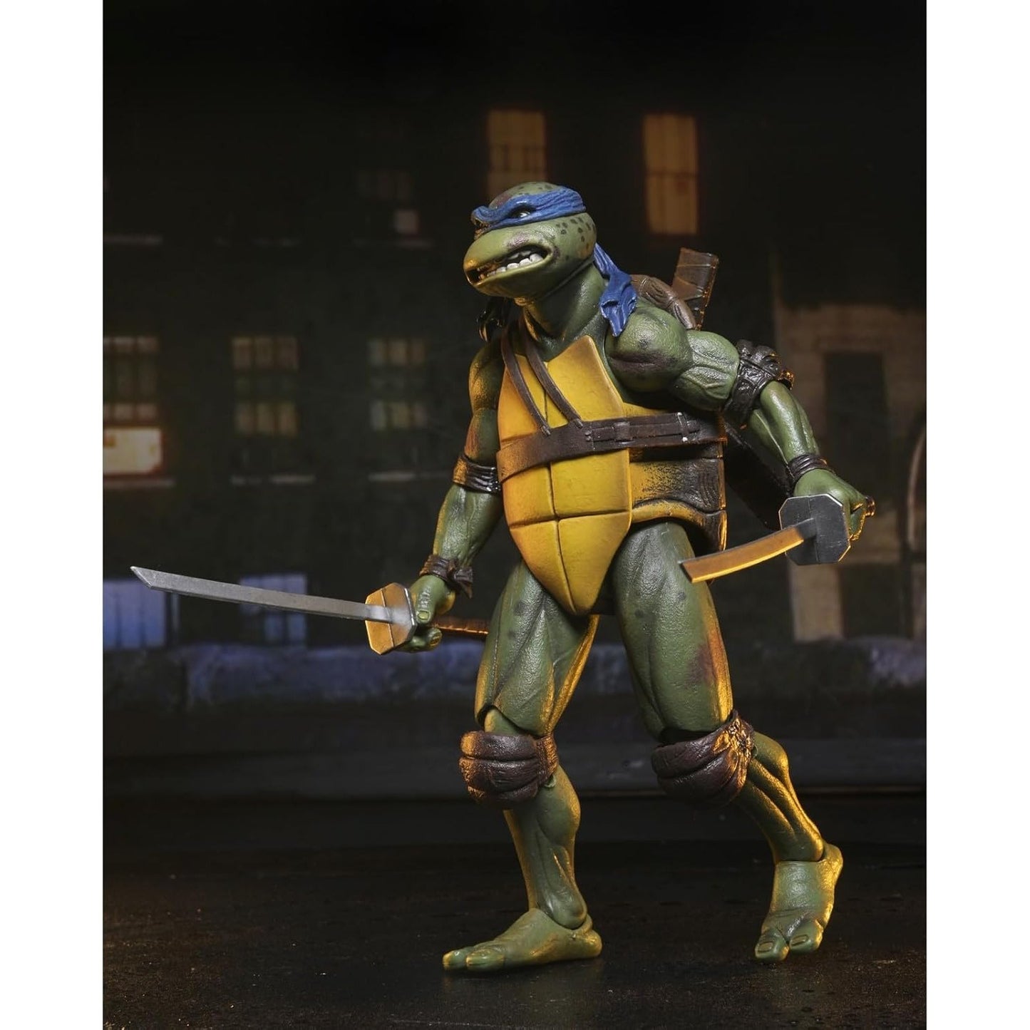 Teenage Mutant Ninja Turtles Leonardo and Shredder Action Figures, 2-Pack Collectible Set